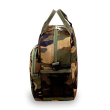 Load image into Gallery viewer, WOODLAND CAMO DELUXE UTILITY BAG